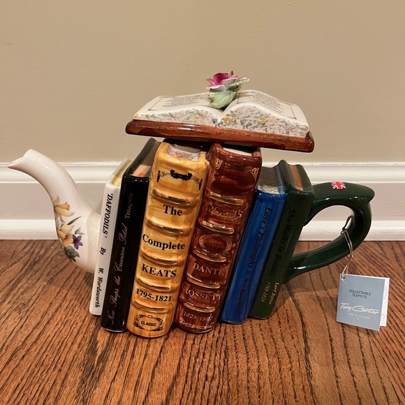 Tony Carter Collectibles Other - Tony Carter Collectible “Poetry Lovers” Teapot